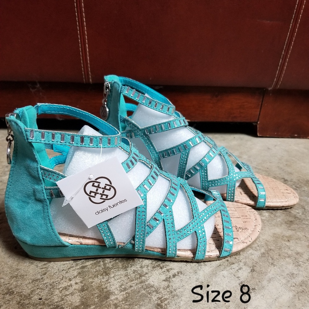 Daisy Fuentes Sandals
